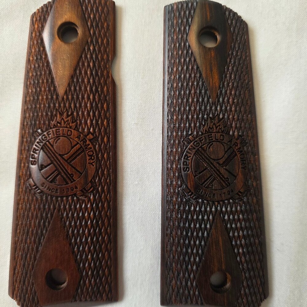 Original Springfield Armory Factory 1911 Crossed Cannon Cocobolo Grips